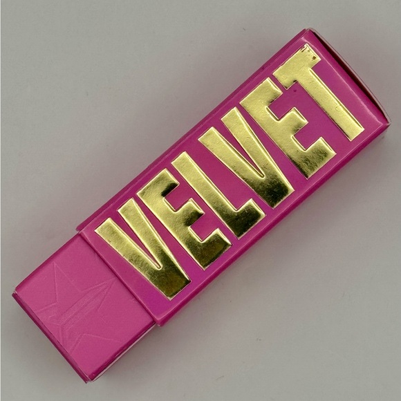 Jeffree Star Always Faithful Velvet Trap Lipstick - Picture 4 of 7